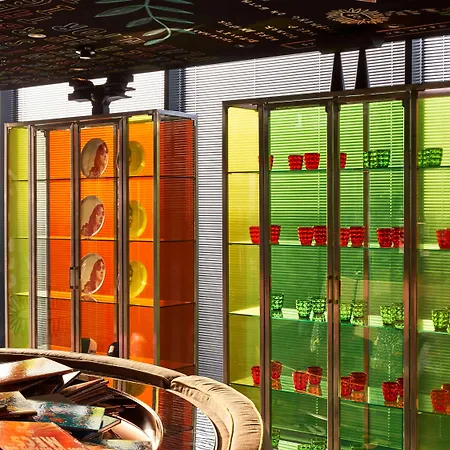 Hotell Mama Shelter