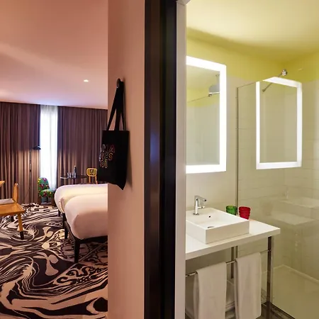 Mama Shelter Hotell 4*