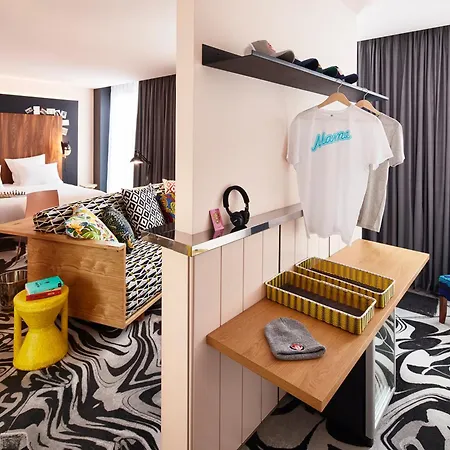 Mama Shelter Hotell
