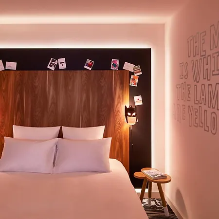 Hotell Mama Shelter