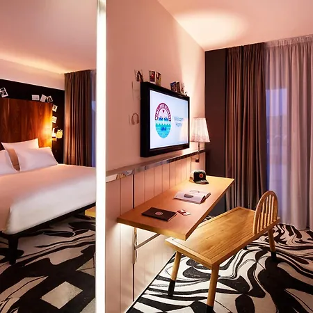 Mama Shelter Hotell