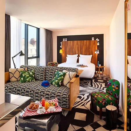 Mama Shelter Hotel