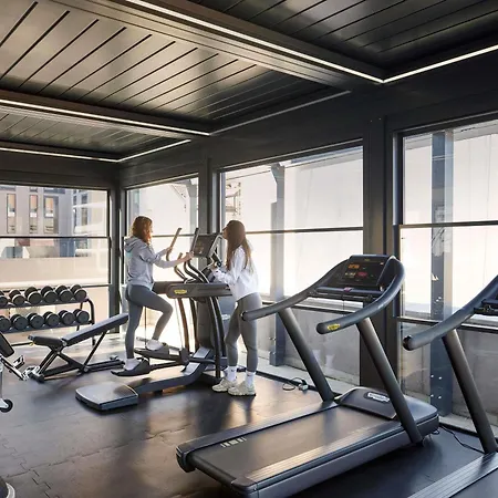 贝尔格莱德妈妈斯尔特旅馆 酒店 4*