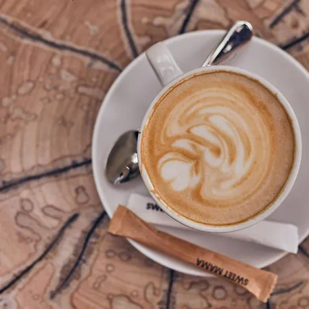 فندق Mama Shelter 4*