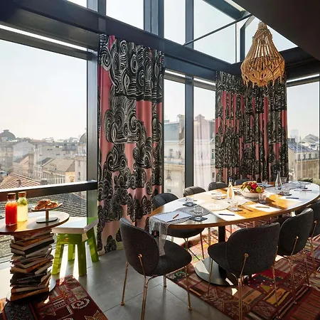 فندق Mama Shelter 4*