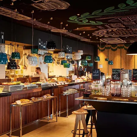 Hotell Mama Shelter Belgrad