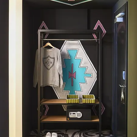 Mama Shelter Hotel 4*
