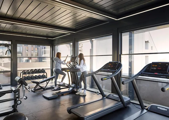 Mama Shelter Hotel 4*