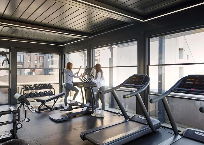 Mama Shelter Hotel 4*